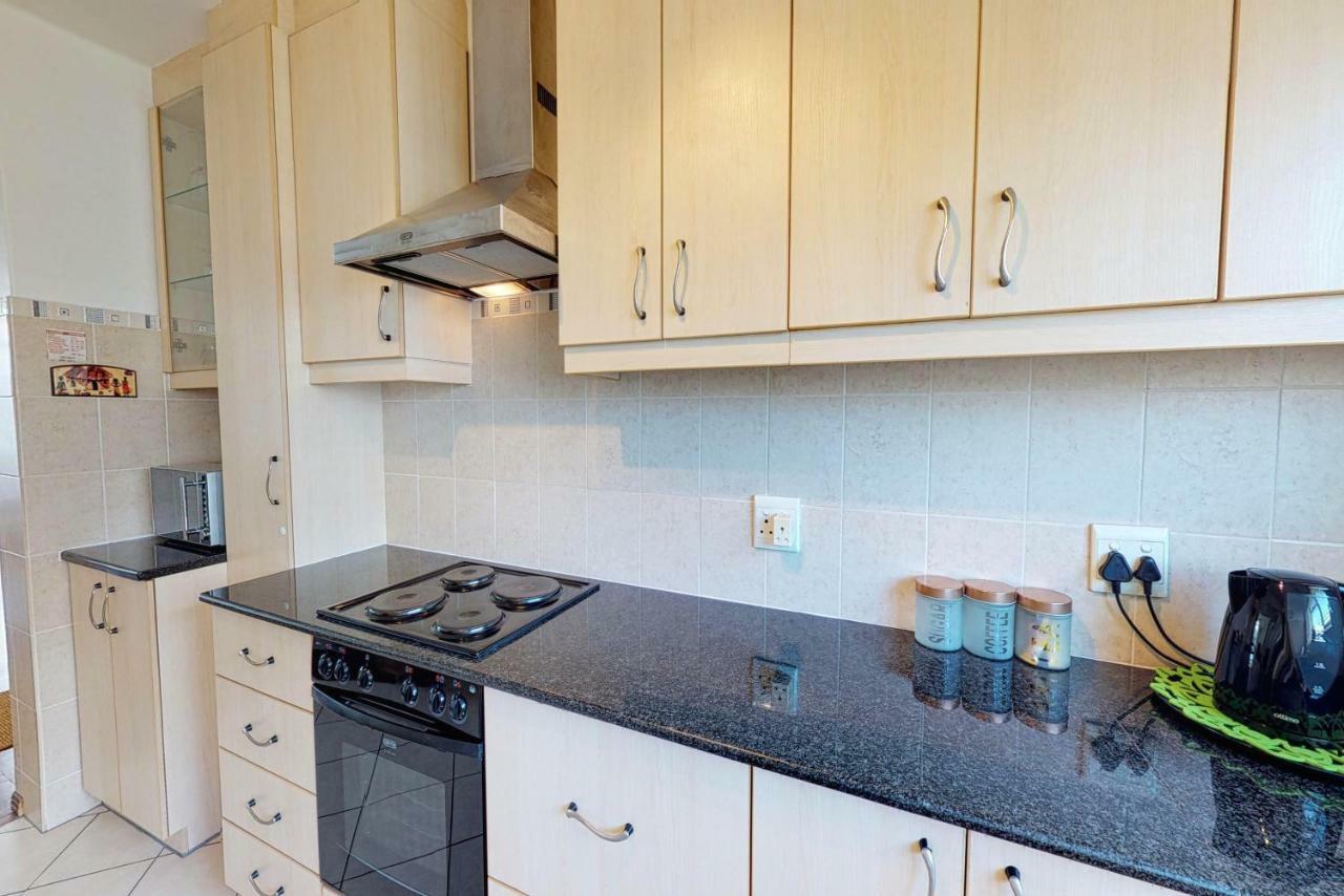 Houghton Place Sea Point Apartment