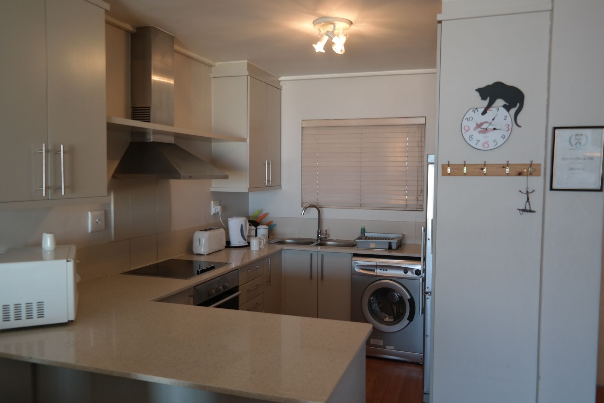136 Lagoon Apartment Cape Town