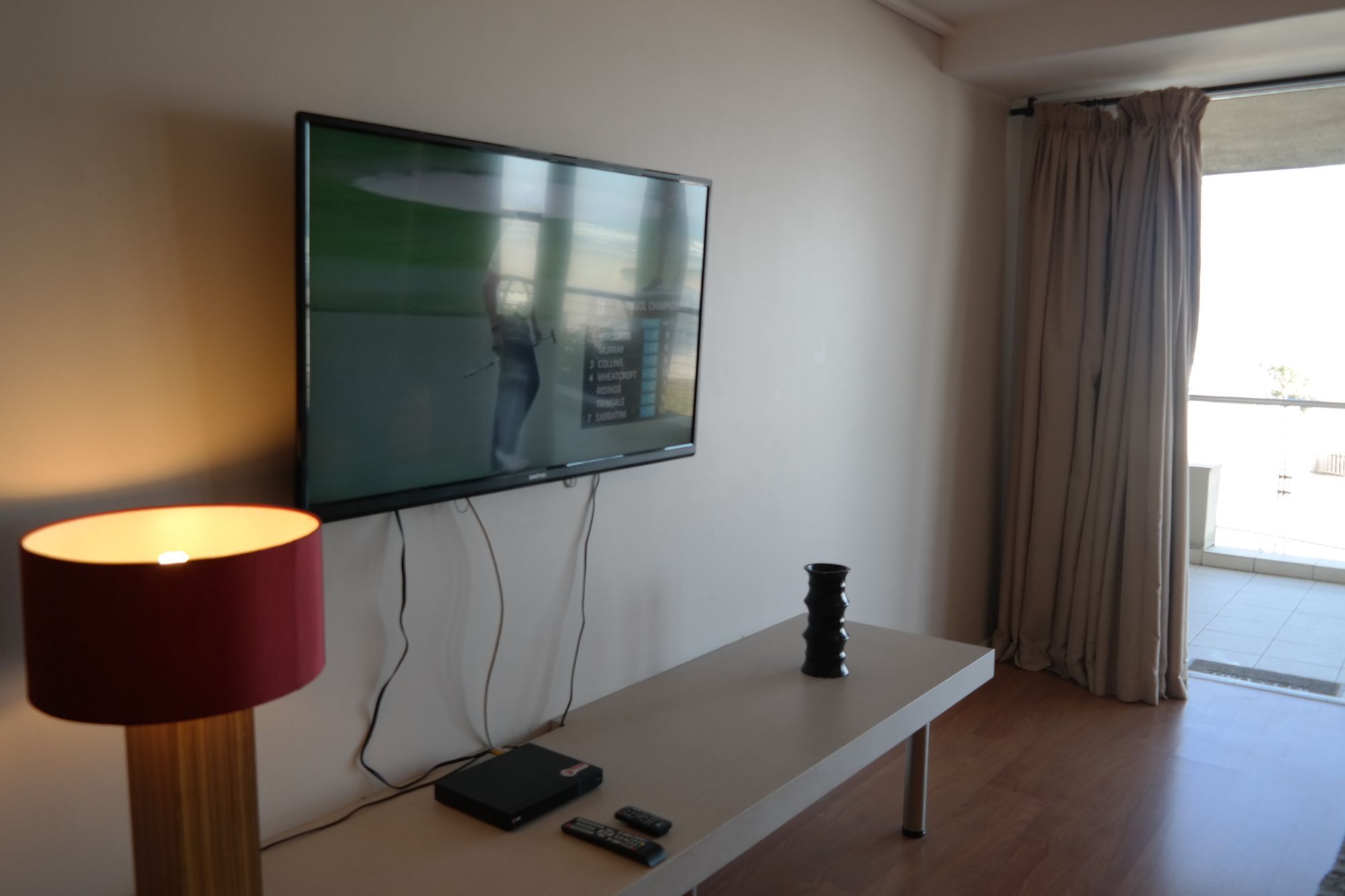136 Lagoon * Cape Town