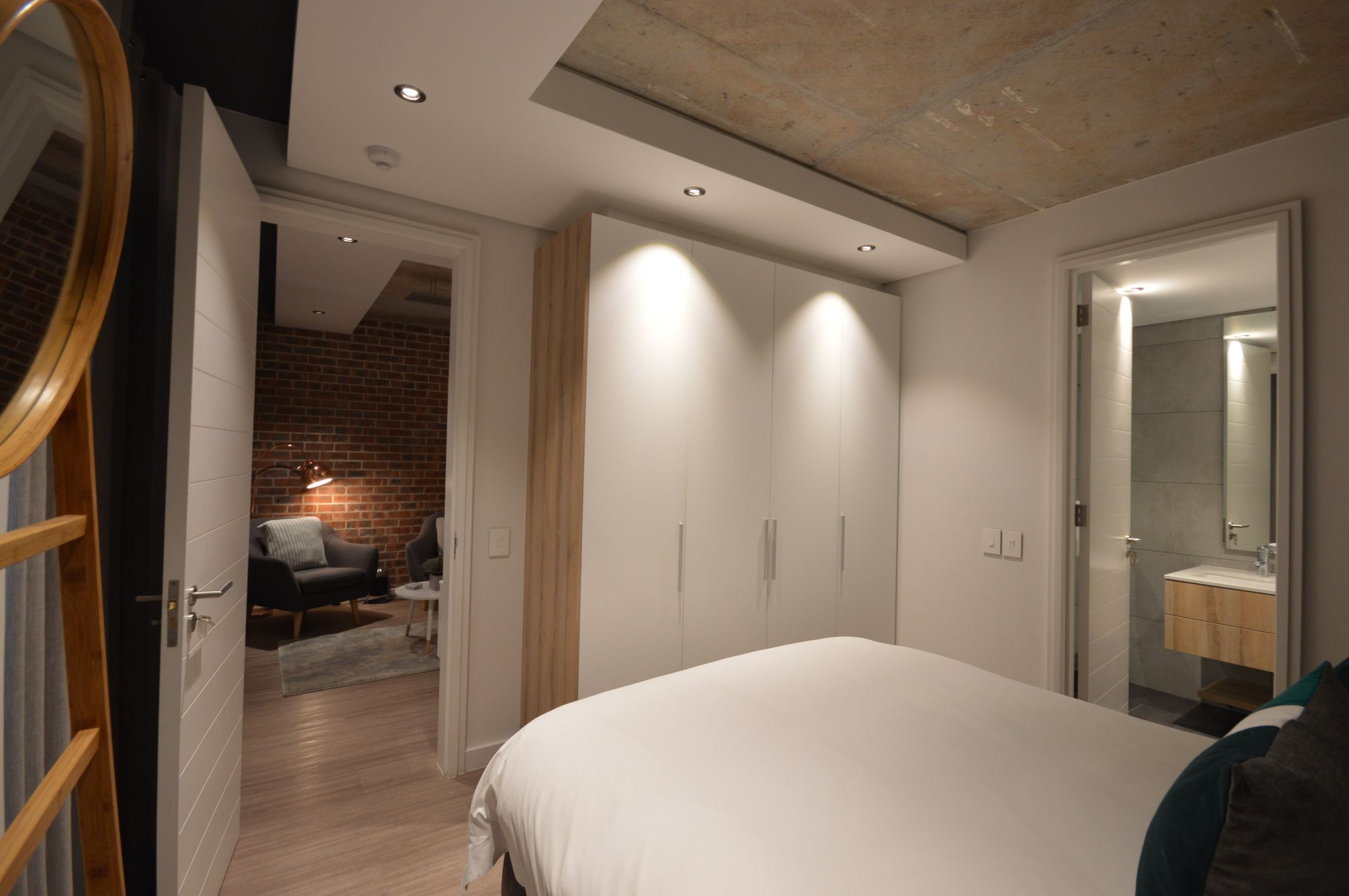 Matrix Luxury *