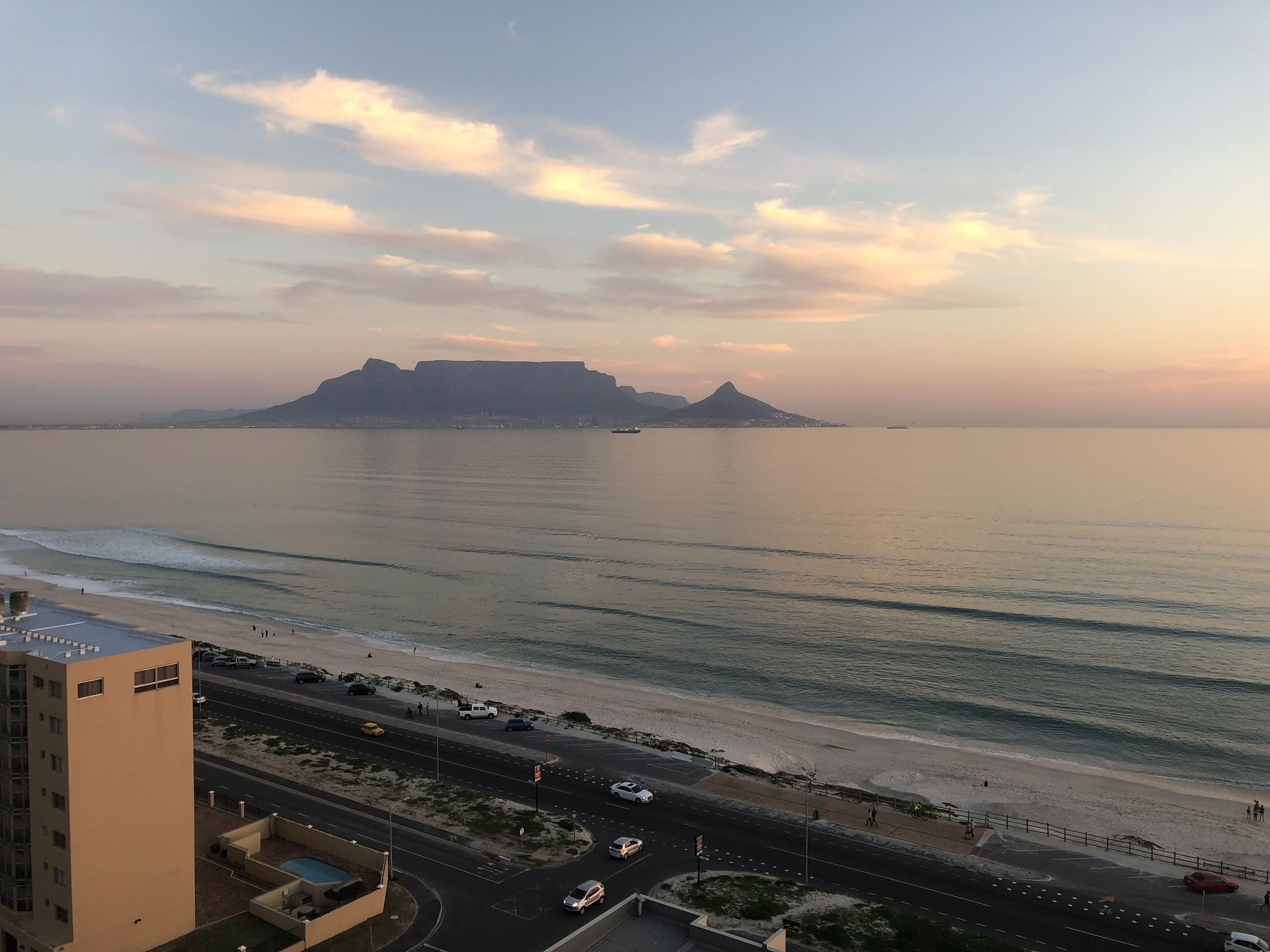 Apartment Blouberg Beachfront Cape Town