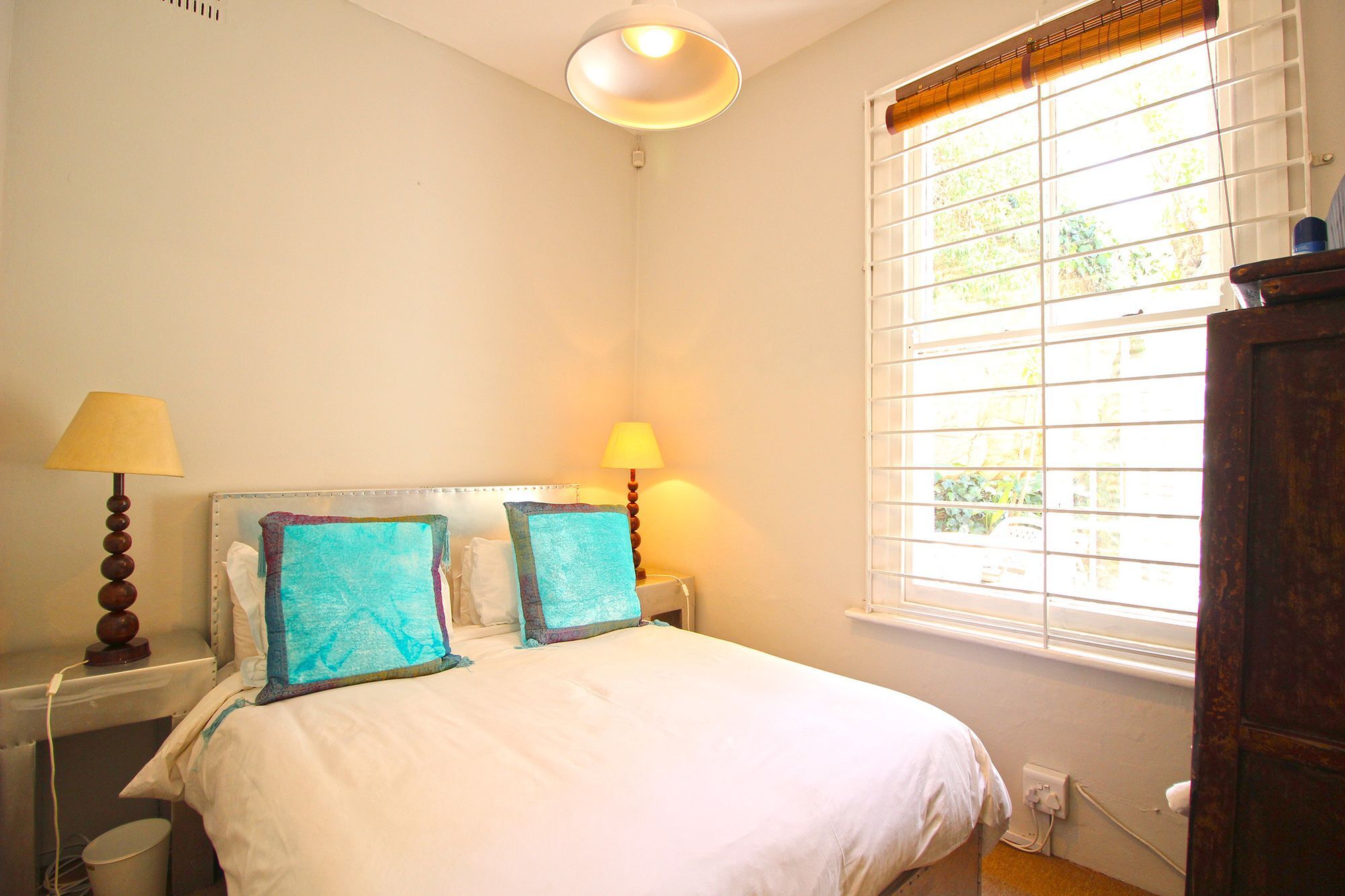Loader 121 Apartment *