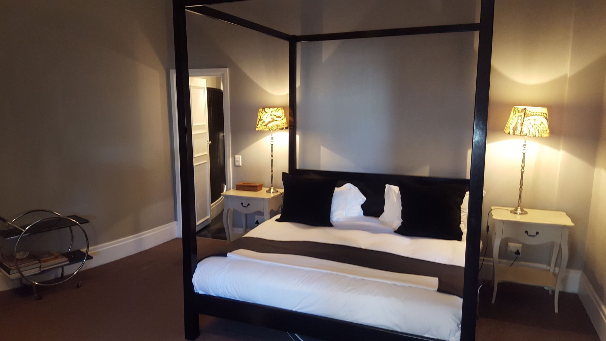 Itc Hospitality Group Two Bedrooms Mutual Heights Building