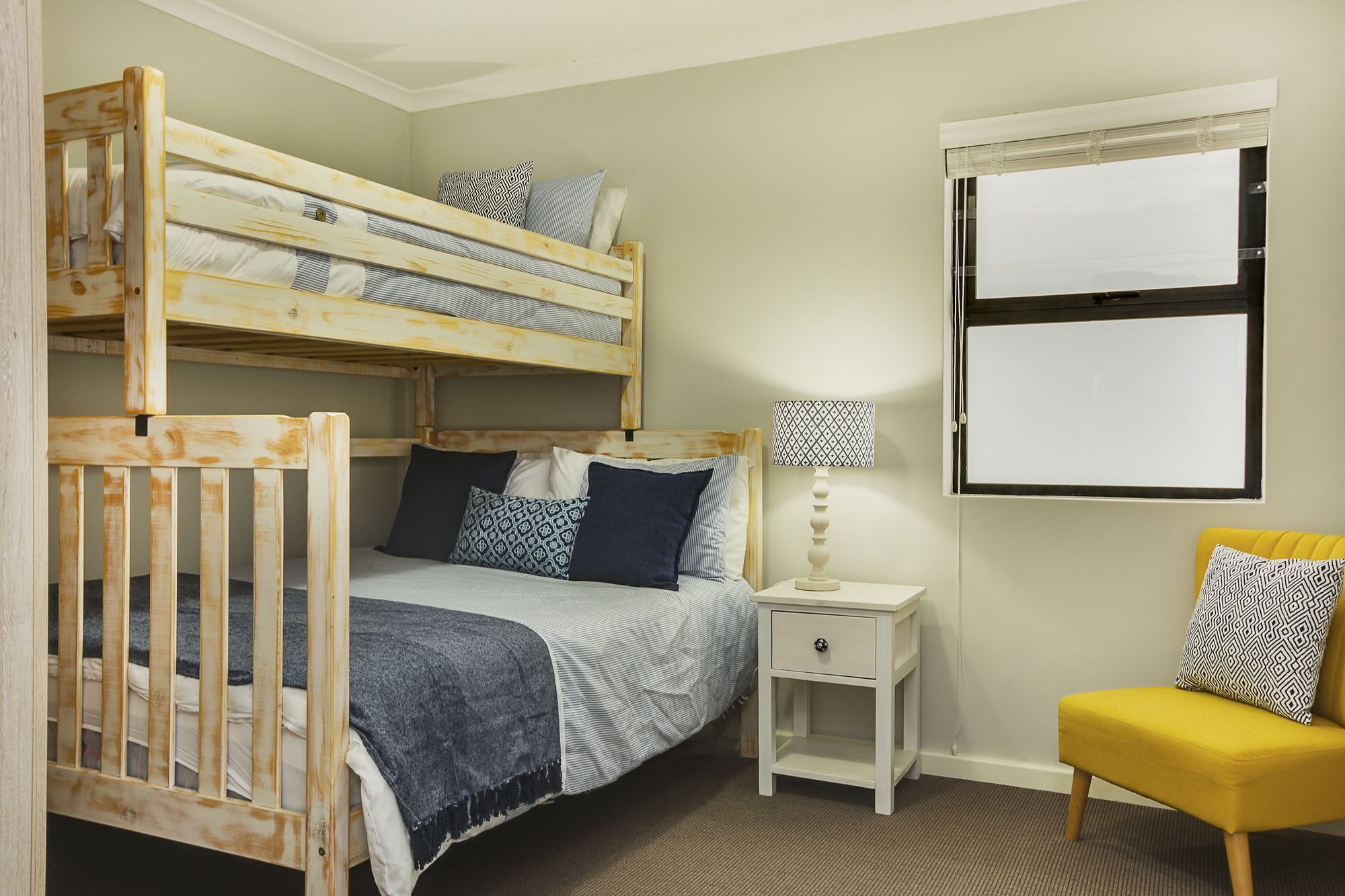 Azure 213 On Big Bay Apartment *