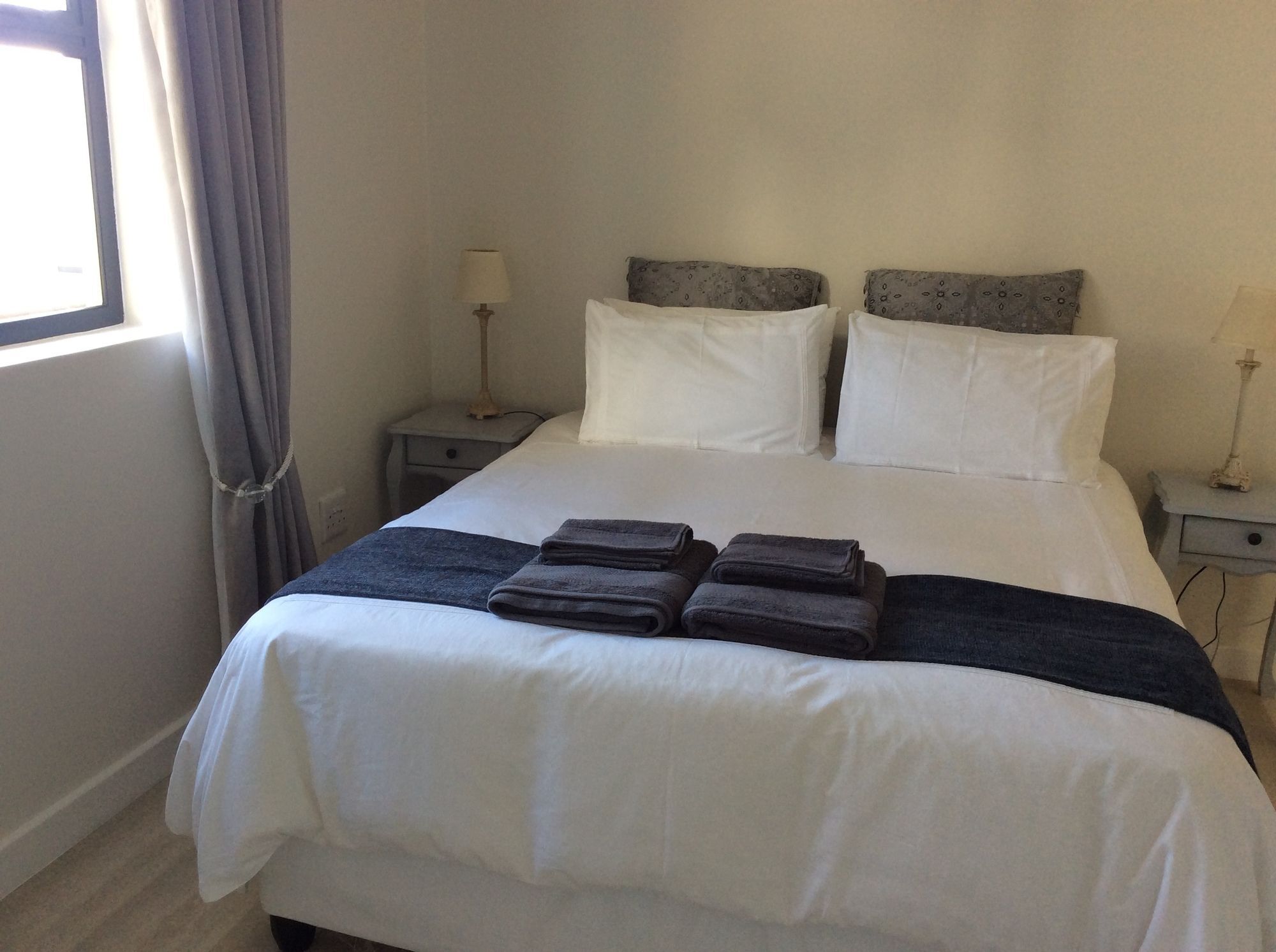 Apartment 43 Ocean View Drive Point *