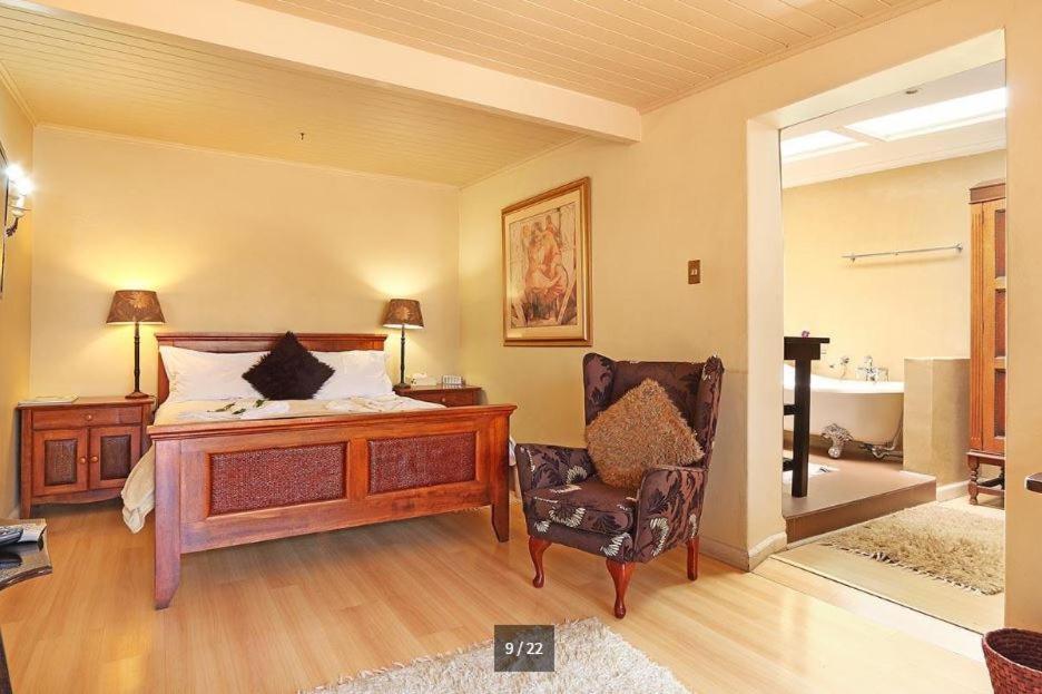 Bed & Breakfast Harfield Guest Cape Town