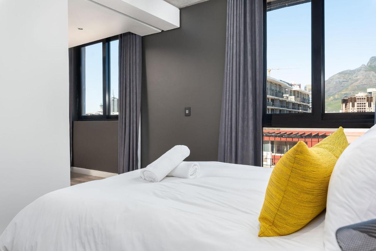 The Signature Luxury * Cape Town