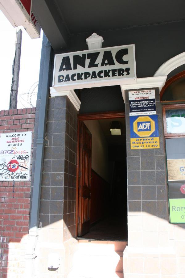 Anzac Backpackers Cape Town