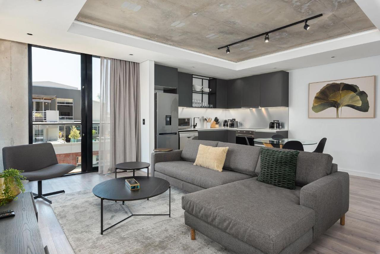 The Signature Luxury * Cape Town
