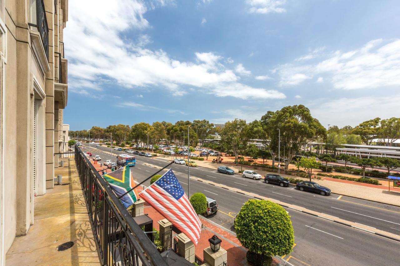 204 - 2bdr Close To V&a Waterfront Apartment