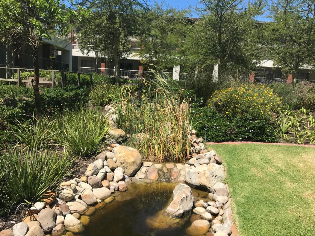Apartment Century Luxury Two Bedroom Cape Town