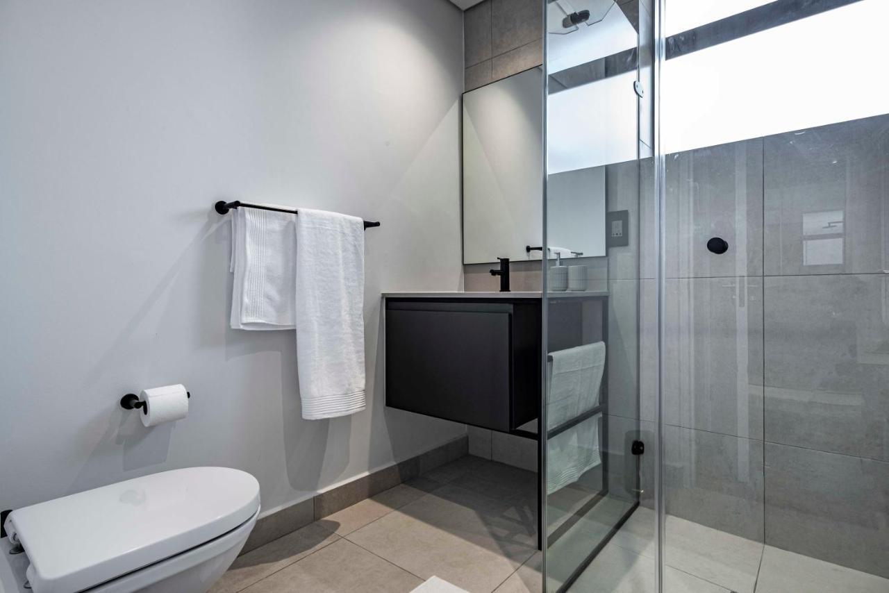 207 The Signature,de Waterfront Apartment