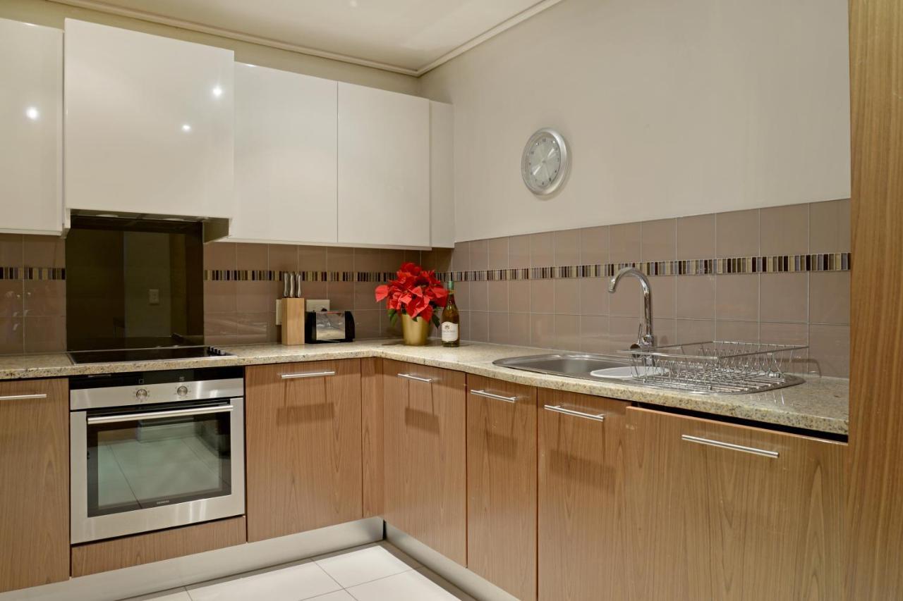Apartment 204 - 2bdr Close To V&a Waterfront