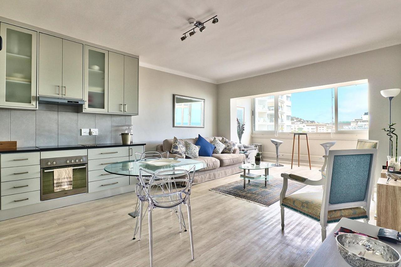 69 Mimosa, Sea Point Apartment