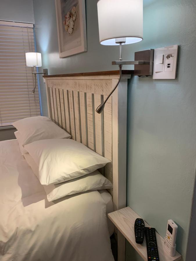 Apartment 32 On Pringle *
