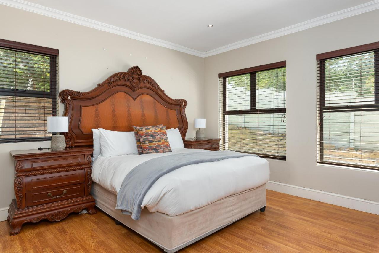 Villa Harbour Close 18