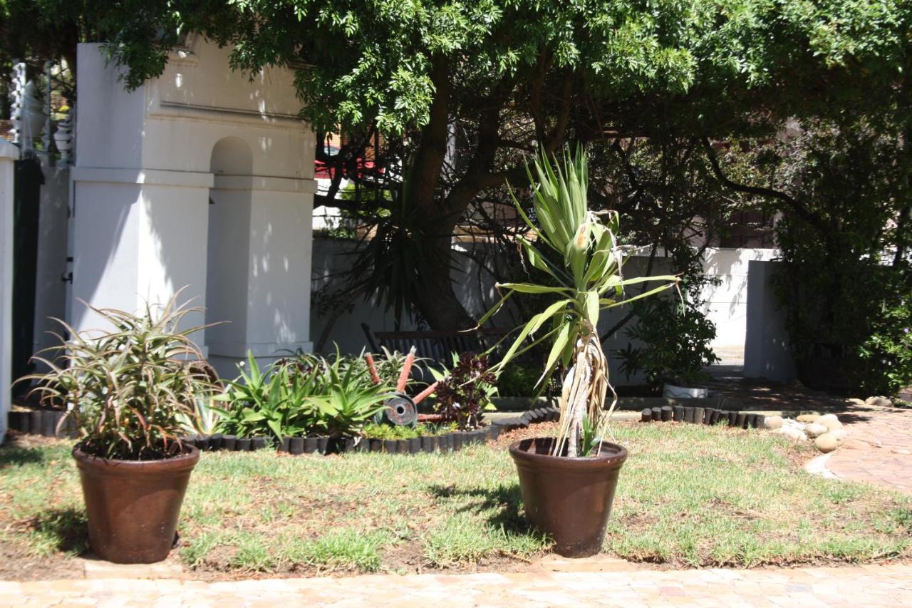 The Vinelands On Alpha * Cape Town