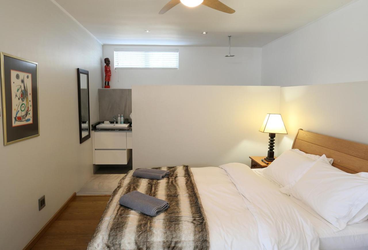 Apartment Basement On Bath Cape Town