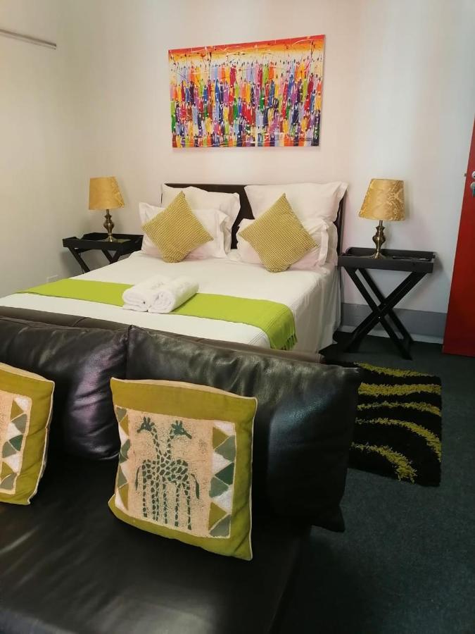 Lodge Unique Cape Town