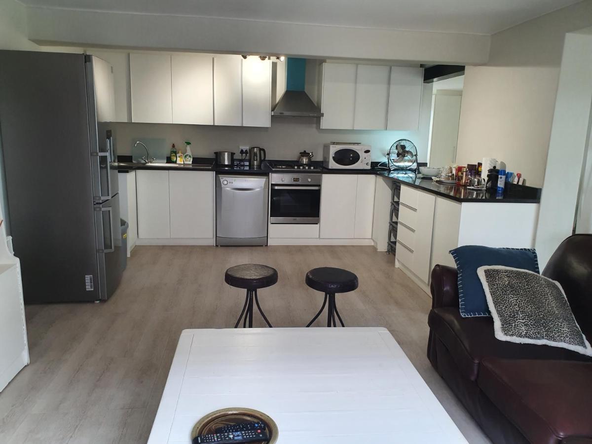 Camps Bay Garden Apartment Apartment Cape Town