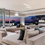 008 Villa