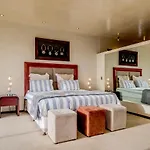 Oudekraal Lodge