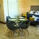 Purple Place, Studio Apartment In Bo-Kaap