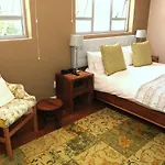 Abbey Manor Luxury Guesthouse