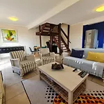 Walters Lane Comfort Apartment 2 - No Loadshedding