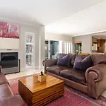 13A Argyle