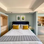 Home Suite Hotels De Waterkant