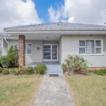 Oakdale Guest House