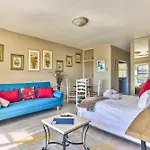Green Point Apartment
