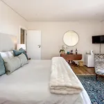 Far Horizons Camps Bay