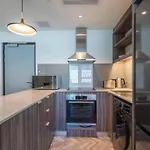 Cozy Urban Getaway