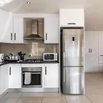 Bright Spacious Apartment In Keeromcity Gem