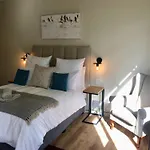 Family Home+Views+Pets+Garden+Solar