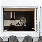 Immaculately Styled And Positioned With Pool & Bar