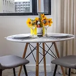 Elegant City Pad