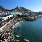 16 On Bree One Bedroom With Amazing Views Of Cape Town