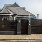 Sea Point Retreat
