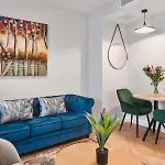 Foreshore Place Studio With Table Mountain Views
