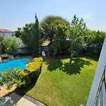 Tuscan Villa Felice Near West Coast
