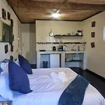 Yello Hotel