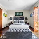 The Cape Bali Luxury Villa With Ocean Views In Camps Bay