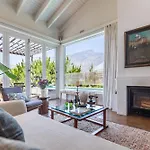 Lions Head Villa With Table Mountain Views