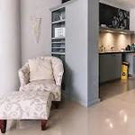 Charming 1 Bed On Bree Street With Stunning Views