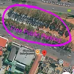 Green Point Getaway For Work, Play And Family Fun