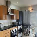 Century City Studio With Table Mountain Views