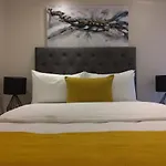 Spacious 2-Bedroom Apartment